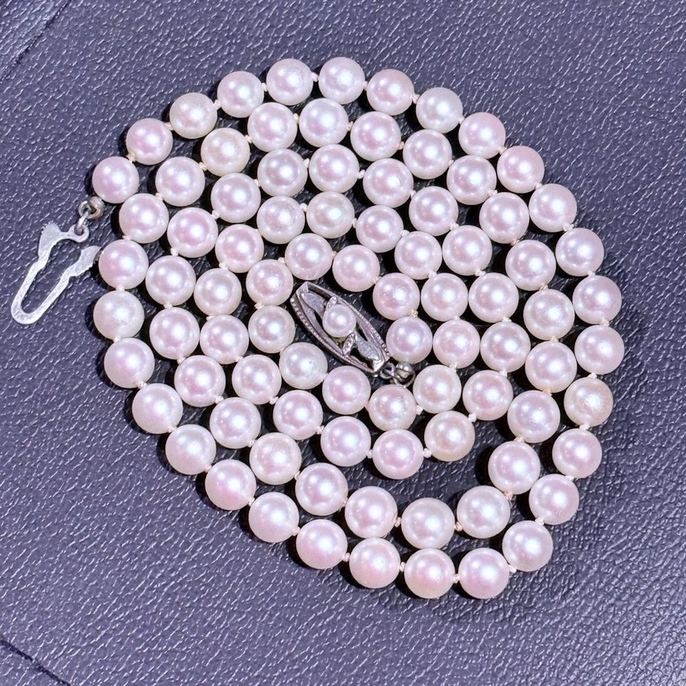 MIKIMOTO PEARL NECKLACE 24” WOW